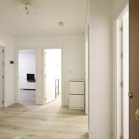 Daire Precioso Piso Centrico Con Aparcamiento Gratuito *
