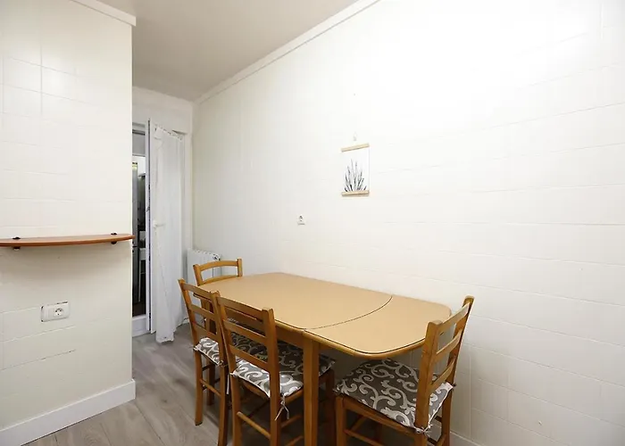 Precioso Piso Centrico Con Aparcamiento Gratuito Appartement