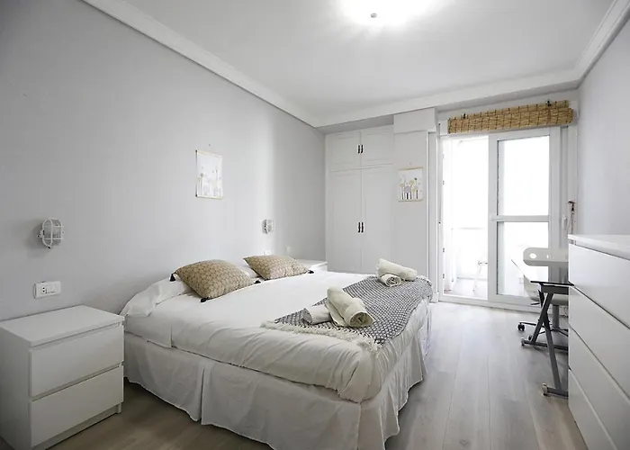 Precioso Piso Centrico Con Aparcamiento Gratuito Appartement